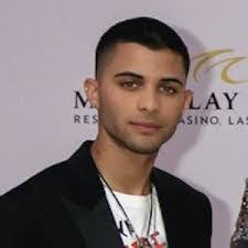 Erick Colon's Instagram, Twitter & Facebook