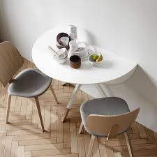 Autant d'activités partagées autour d'une grande table extensible ronde ou carrée. Table Extensible Table Ronde Pliante Table A Rabat Petite Table A Manger