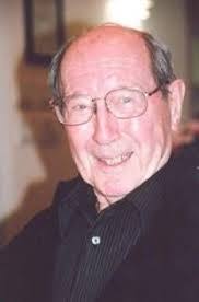 Donald Llewellyn's Instagram, Twitter & Facebook