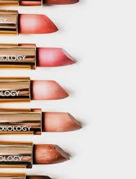 10 Natural Lipsticks For The Perfect Pop Of Color Organic Lipsticks Natural Lipstick Organic Lipstick Brands