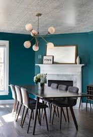 Turquoise Blue Dining Room With Mid Century Modern Table And Chairs A White Old World Style F Dining Room Blue Dining Room Teal Mid Century Modern Dining Room