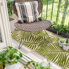 Already potted, this lush arrangement will brighten up any room—no need to worry about watering! Tecopa Green And White Palm Leaf Indoor Outdoor Woven Area Rug On Sale Overstock 31424498