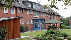 … mit kompetenz, engagement und qualität. Hildegard Schumacher Haus Diakonie Stiftung Salem