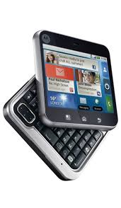 Telit G90 vs. Motorola FlipOut phone ...