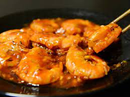 36 camarones medianos con cascara 3 dientes de ajo enteros 2 dientes de ajo picados cucharadita de sal y cucharadita de pimenta de cucharadita de vinagre 3 cucharadas de aceite de olivo 2 cucharadas. Camarones Con Salsa Agridulce De Chile De Arbol Estilo Oriental