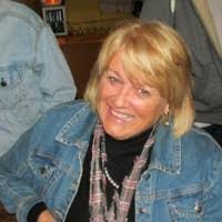 Marilyn Mee's Instagram, Twitter & Facebook