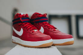 Air Force 1 Black Swoosh Gum Sole Nike Air Force 1 High Gym Red Slate Detailed Pics Nike Air Force Nike Air Chaussures Homme