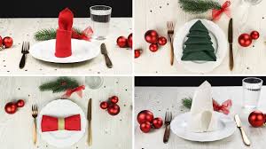 Eine einfache falttechnik, die sowohl mit papierservietten und stoffservietten. Servietten Falten Fur Weihnachten Einfache Deko Ideen Fur Einen Festlichen Tisch Youtube
