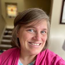 Emily Hubbard's Instagram, Twitter & Facebook