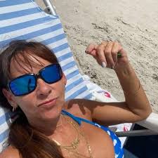 Larry Cahoon (@fixedintime)