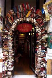 Richtige Bucher Books Books Aesthetic Books To Read Bookshelf Bucher Richtige In 2020 Book Arch Bookstore Archway