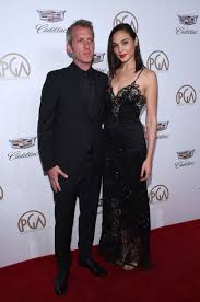 Gadot shared the news tuesday on instagram alongside a photo of herself. Gal Gadot Announces She Is Expecting Third Daughter With Husband Yaron Varsano Xoom