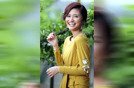 Ada 20 gudang lagu ku kirim cinta episod 1 terbaru, klik salah satu untuk download lagu mudah dan cepat. Usah Pandang Serong Ayda Jebat