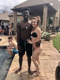 Black And White Dating Sites Free Uk Couple Black Man White Girl Black Guy White Girl Black And White Couples