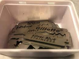 This ensures that your blade not only lasts longer, but also keeps your safety razor clean for future use. How Long Should Your Double Edge Razor Blades Last