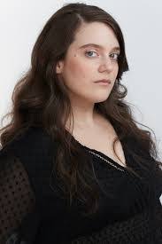 Aida Diaz's Instagram, Twitter & Facebook