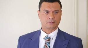 وقال الفنان عباس أبو الحسن التورتة المشينة اللي تدعو فعلا للخجل هي تورتة التركيبة النفسية المجتمعية لأمة فاشلة في كل شيء إلا تصحيح كراريس الغير.تثيركم العورة وانتم العوار يمشي علي قدمين!. Hg8hoygkel8gnm