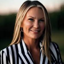 Find Realtors & Real Estate Agents in 38004