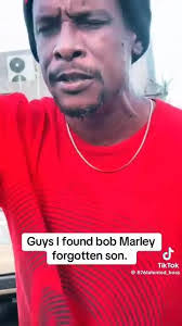 Bob Son's Instagram, Twitter & Facebook