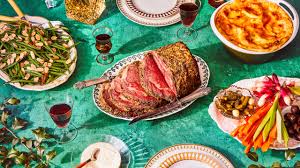 Here's a traditional and elegant christmas dinner menu that will welcome guests with homey aromas of roasting and baking. A Retro Classic Christmas Dinner Menu Epicurious