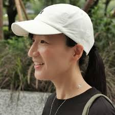 ✨ 新色上市｜開啟指尖新篇章✨ https://petit.tw/2026 小小PETIT新春指彩午夜多瑙｜胭脂琥珀｜香檳流光新色登場低調亮感×  無毒無臭味×