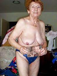 Nude Granny Oma Geil