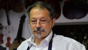 Der Geigenbauer aus dem Karl Marx Viertel