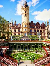 Schwerin Palace Tower Fairytale Archilovers Architecture Palace Schwerin Germany Travel Travelblogger Schwerin Trip Day Trip