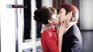 20 years old) we got married (shinee key's wife). Global We Got Married S2 Ep04 Compact Shinee Key Arisa Super Junior Heechul Puff 1404227 Youtube