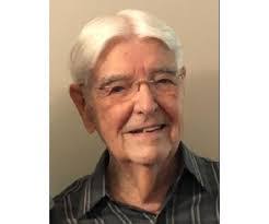 Sharon Stetler's Instagram, Twitter & Facebook