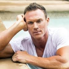 Shawn Kraft's Instagram, Twitter & Facebook