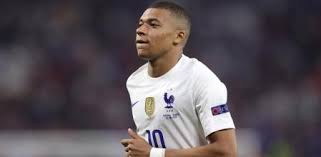 Kane, lucha con cristiano por ser el '9' del united El Real Madrid Ve Muy Dificil Fichar A Mbappe Este Verano