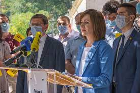 Film despre familia sandu •••. Video Detalii NeÈ™tiute PanÄƒ Acum Despre Familia Maiei Sandu Candidat La PrezidenÈ›iale Tribuna Md