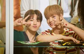 He first got into yg entertainment as a trainee in 2016. Knetz Talks About Their Favorite Combination Of Treasure 00s Park Jihoon And Kim Junkyu