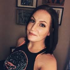 Beth Mccarter's Instagram, Twitter & Facebook