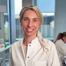 Stream episode Plastik som kulturarv by Science Stories podcast