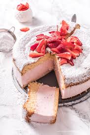 Erdbeer Kasesahne Torte Life Is Full Of Goodies Rezept In 2020 Kuchen Und Torten Kuchen Und Torten Rezepte Leckere Torten