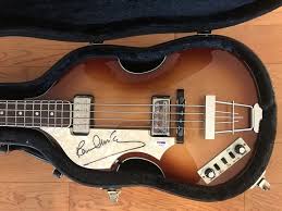 How paul mccartney began playing bass is a rather common story among bassists. Paul Mccartney Signed Hofner Bass Guitar Psa Dna Acoa