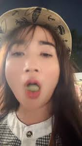 Come taste the irresistible Khmer coconut cake at the night market, it's as  sweet as can be.😉#shots #shotsviral #shotsviralvideo @followers @topfans