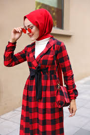 Tofisa Elbise Canta Kombin Islami Moda Moda Stilleri Elbise