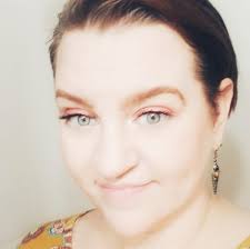 Anthony Juarez is at Más Por Favor.