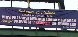 Ucapan selamat datang bisa diungkapkan ketika menyambut seseorang. Satire Spanduk Ucapan Selamat Datang Di Provinsi Termiskin Se Sumatera Terpajang Di Blang Bintang