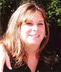 Lisa McLoughlin View Photos