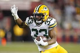 Aaron jones is having a major impact on the ground, which only makes aaron rodgers' air attack. Packers Aaron Jones Says He Wants To Be With Gb For Life Amid Contract Talks Bleacher Report Latest News Videos And Highlights