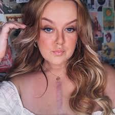 I lost my job a couple of months ago..anyone know any remote jobs with  Disney?! I really need to find something😔