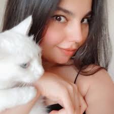 An old man's house burned down, all he could save is his cat, (2018) The  story ended up