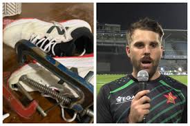 Ryan ponsonby burl (born 15 april 1994) is a zimbabwean cricketer who plays for the national side, making his international debut in february 2017. Qkrpn6xsphvs M