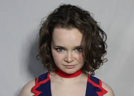 Eve Bateman's Instagram, Twitter & Facebook