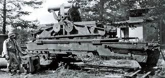 It would have been able to carry either the 17cm kanone k72 (sf) or the short barrelled 21cm mörser 18/1 which had the same mounting. Grille 17 21 Self Propelled Guns Tank Encyclopedia