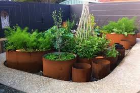 Maybe you would like to learn more about one of these? Here S How To Get That Great Steel Planter Look